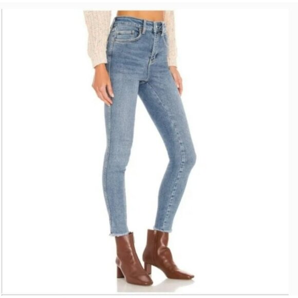 🟣🟣🟣 FREE PEOPLE "We The Free" Raw Hem Skinny High Rise Jeans - Picture 1 of 12